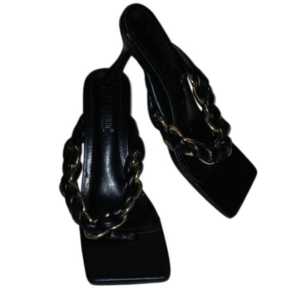 Cape Robbin Shoes - Cape Robbin Black Leather Chain Thong Sandals